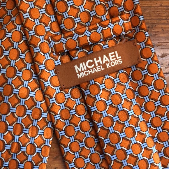 MICHAEL KORS USA Made 100% Silk Brilliant Orange Tan & Blue Graphic - Picture 3 of 16